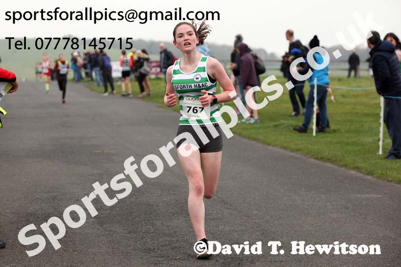 Boys and girls under-13s, Heaton Memorial 10k Road Race, Newcastle Town Moor. Photo:  David T. Hewitson/Sports for All Pics